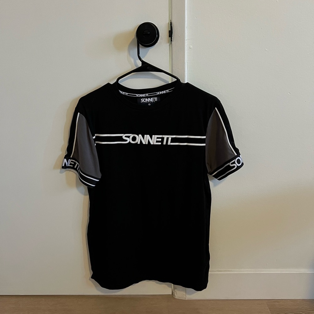 Sonnet Tee
